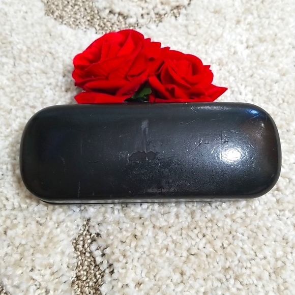 🚫SOLD🚫 FREE w/$20 purchase! Authentic Vintage Gucci - Picture 4 of 8